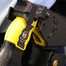 Duh! Wanita AS Diserang Polisi karena Tolak Perlihatkan Payudara