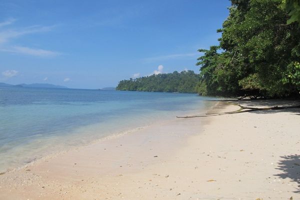 Pantai Waiwo, Primadona di Raja Ampat