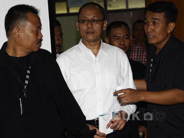 Deddy Jalani Sidang Perdana Kasus Hambalang