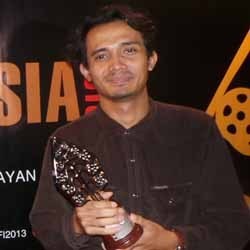 Yosep Anggi Noen, Banjir Penghargaan di Film Perdana