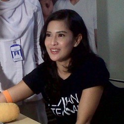 Sudah Menikah, Dian Sastro Tak Takut Tes HIV