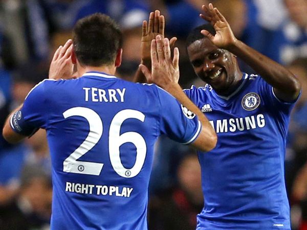 Chelsea Bungkam Schalke 3-0