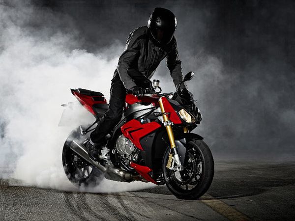 Motor Garang BMW S 1000 R