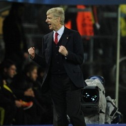 Hadapi MU, Wenger Ingin Arsenal Main Seperti Lawan Dortmund