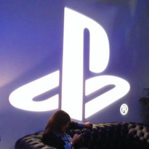 Apartemen 4, Surganya Gamer PlayStation 4