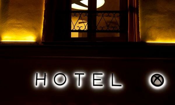 Hotel Xbox One: Menginap di Game Center Xbox!