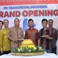 Carrefour Buka Gerai Baru di Cibinong City 