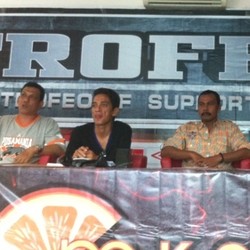 Jalin Silaturahmi, Kelompok Suporter Adakan Turnamen Segitiga