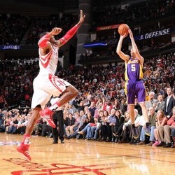 Rockets Kalah Dramatis dari Lakers