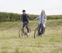 5 Kegiatan Seru yang Bisa Dilakukan dengan Kekasih Saat Akhir Pekan