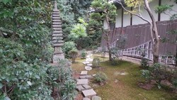 Wih! Taman di Belakang Kuil Kuno Ini Bentuknya Sama Sejak 2,5 Abad Lalu