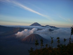 Keramahan Suku Tengger dan Indahnya Bromo