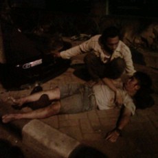 Sedan Tabrak Pohon, Dua Penumpang Terjepit