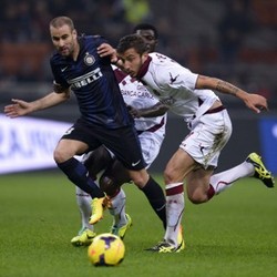 Inter Kalahkan Livorno 2-0