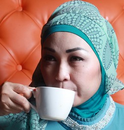 Kisah Malam Kelabu yang Antarkan Hakim Cantik Vica ke Pemecatan