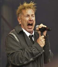 Mick Jagger Membantu Kasus Pembunuhan yang Menimpa Sid Vicious