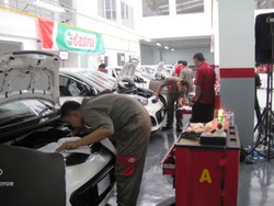 Ini 6 Mekanik Handal KIA Indonesia