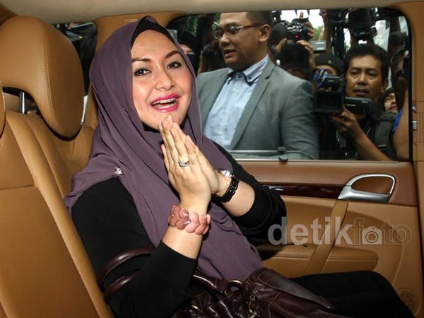 Eddies Adelia Diperiksa Polisi