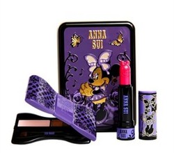 Cute, Anna Sui Rilis Make-up Berbentuk Minnie Mouse