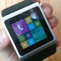 Plagiat iPhone Salip Apple Bikin Smartwatch