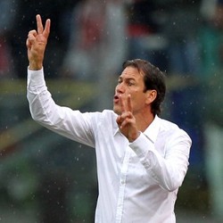 Garcia Sayangkan Ketidakmampuan Roma Cetak Gol Kedua