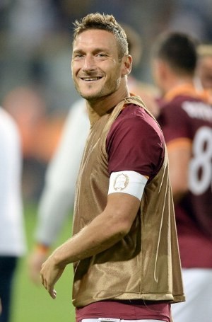 Roma Mulai Rindukan Totti?