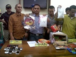 Polres Jakbar: Sabu Rp 2 M Disembunyikan Dalam Bungkus Makanan