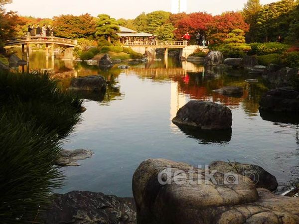 Romantisme di Japanese Garden yang Cantik