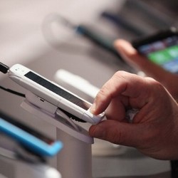 Ponsel Android 4G Rp 2 Jutaan, Mau? 