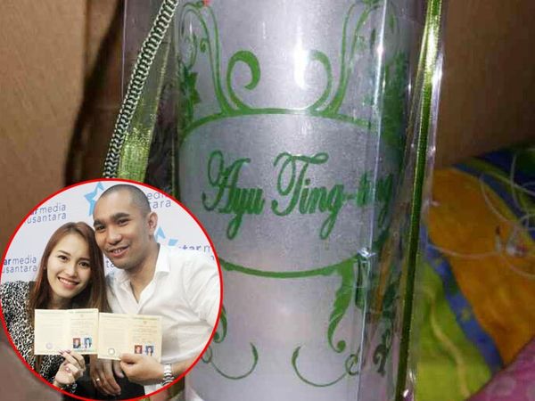 Gelas Suvenir Pernikahan Ayu Ting Ting