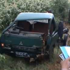 Pick Up Dihantam KA Mutiara Timur, Dua Orang Kritis