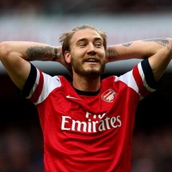 Bendtner Diminta Segera Tinggalkan Arsenal