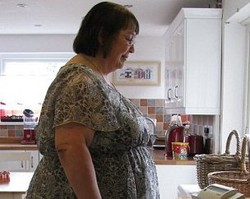 40 Tahun Diet, Wanita Ini Kembali Gemuk dan Berat Naik 63 Kg