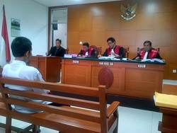 Penjual Senpi dan Penerima Uang Abu Roban Dijerat dengan UU Terorisme