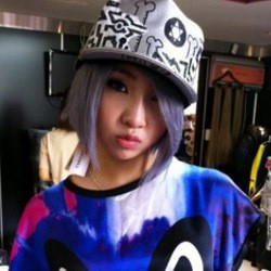 Hidung dan Rahang Berubah Bentuk, Minzy 2NE1 Operasi Plastik?