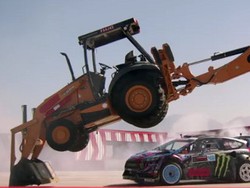 Aksi Ngedrift Ken Block di Gymkhana 6