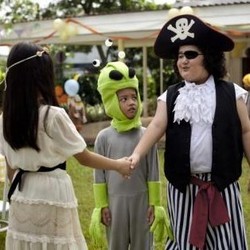 Film Princess, Bajak Laut dan Alien Dibuatkan Buku