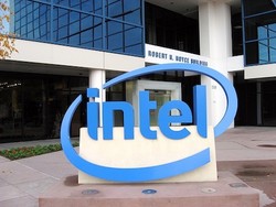 Intel Diam-diam Bangun Pabrik Ponsel