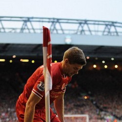 Gerrard Tak Pusingkan Penilaian Fergie Soal Dirinya Bukan Pemain Top