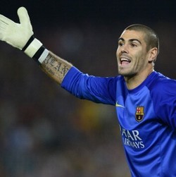 Soal Penggantinya Nanti, Valdes Akan Senang Jika Barca Lirik Pemain Binaan Sendiri