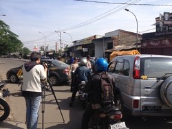 Jalan di Depan Komplek Ciledug Indah Banjir, Arus Lalin Dialihkan