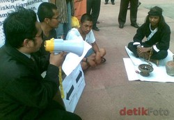 Permintaan Jasa Dukun Melonjak Jelang Pemilu