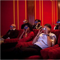 Dominasi Warna Merah di Bioskop Gedung Putih