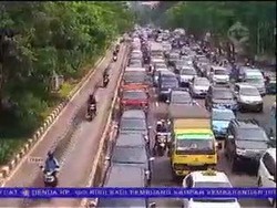 Busway Kick, Sanksi Sosial Penerobos Jalur Transjakarta