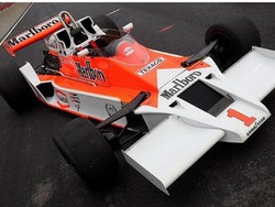 Mobil James Hunt Bakal Dilelang