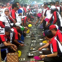 Acara Bakar Tape di Bondowoso Masuk Rekor MURI