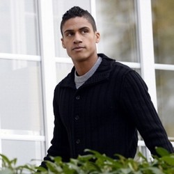 Cedera Lutut, Varane Diragukan Tampil Lawan Ukraina