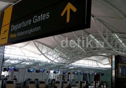 Menuju Standar Internasional, Bandara Cengkareng Tetapkan Standar Layanan Taksi
