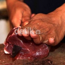 1,3 Ton Daging Celeng Asal Jambi Dimusnahkan 