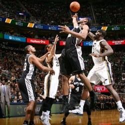 Spurs Menang Lagi, Pistons Putus Rentetan Kekalahan